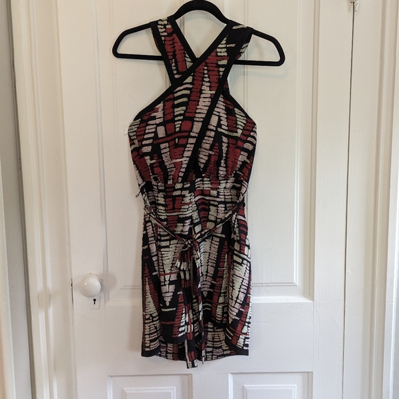 BCBGMaxAzria Romper Size Medium - Picture 5 of 8